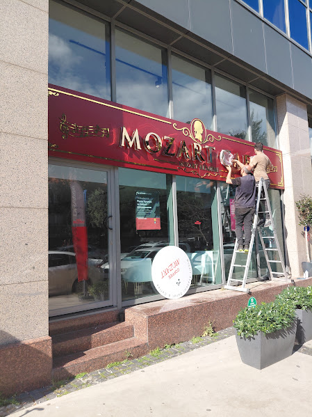 mozart kafe