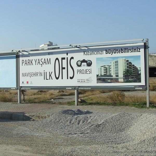 izmir tabela bilboard giydirme