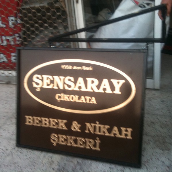 Ayna pleksi Tabela