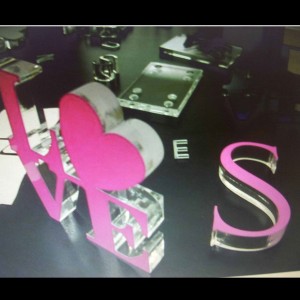 Lazer kesim pleksiglas İzmir