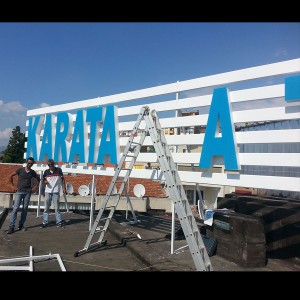 İzmir tabela karataş