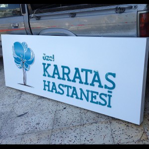 İzmir ışıklı tabela